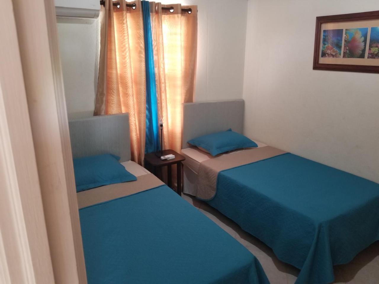 Breezy Apts Saint Philip Kültér fotó